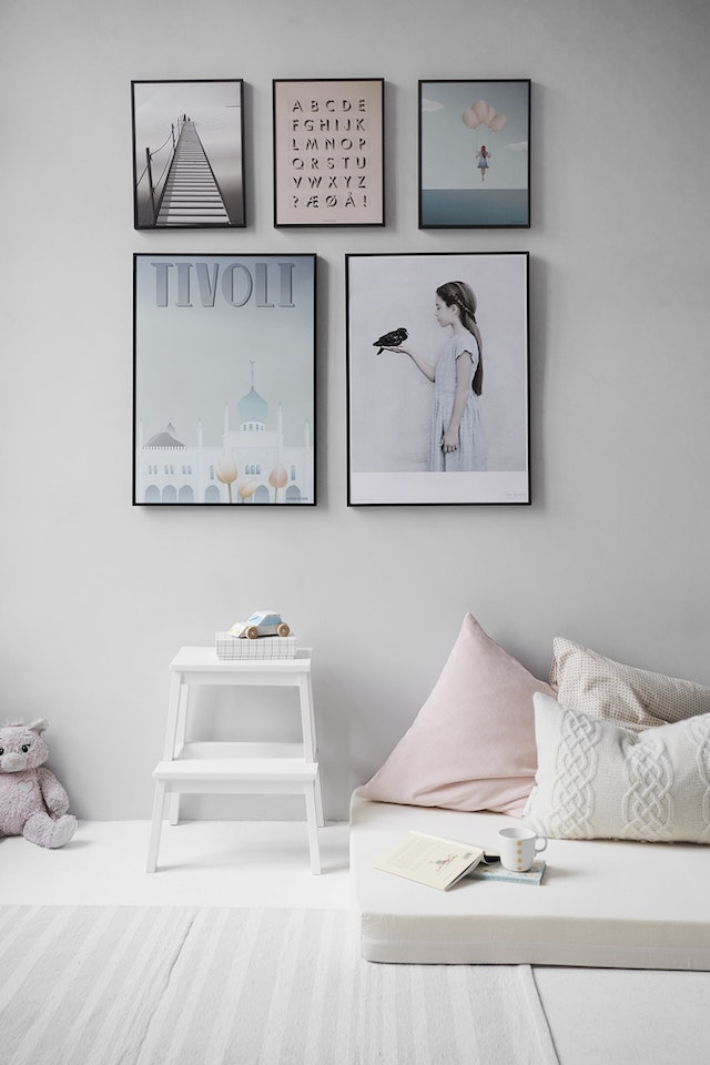 apartment wall decorating ideas